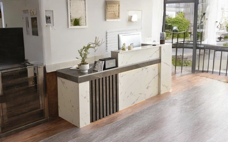 Quầy lễ tân tại TPHCM đa dạng mẫu mã