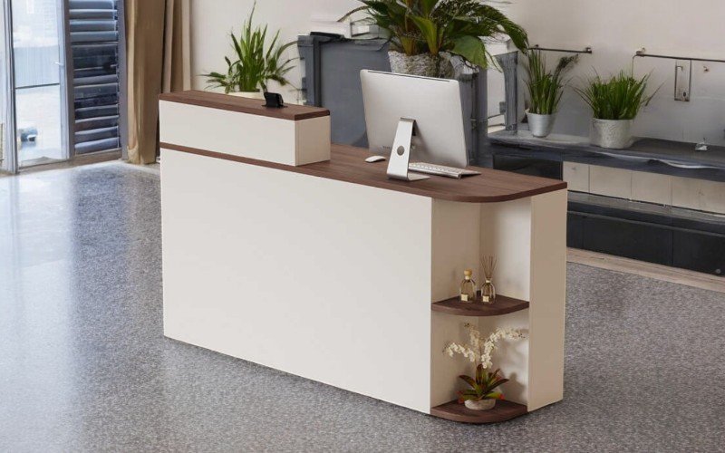 Bước bảo quản quầy lễ tân bền lâu