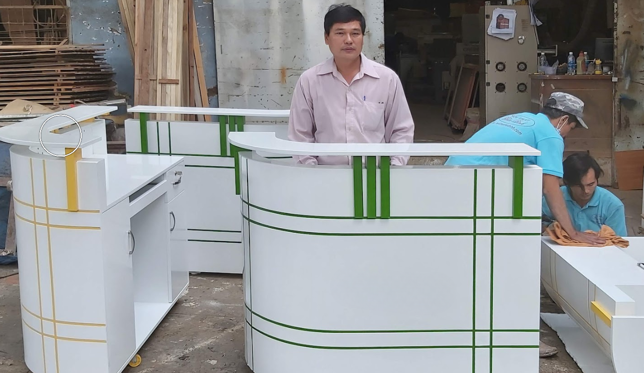 Quầy tiếp tân