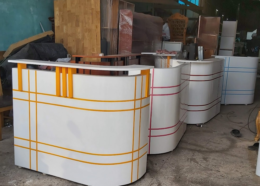 Quầy tiếp tân