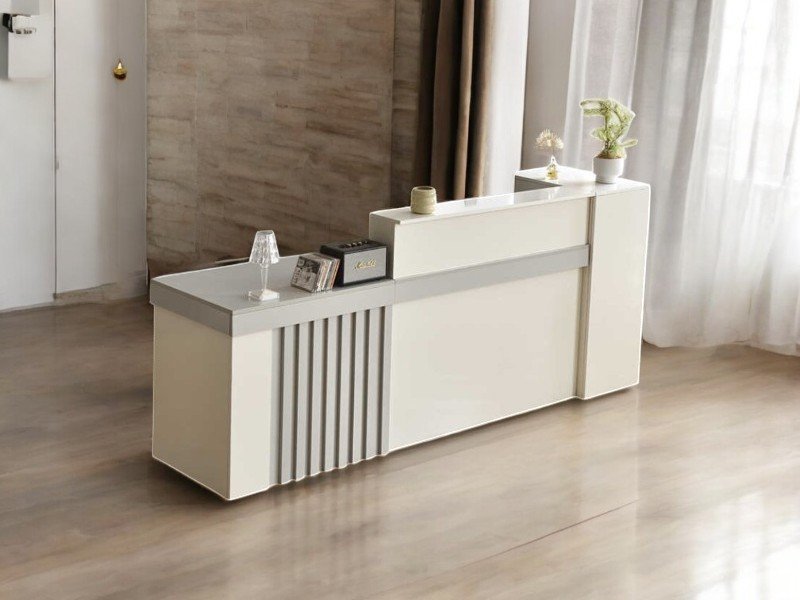 Quầy lễ tân tại quận 7 sang trọng hiện đại
