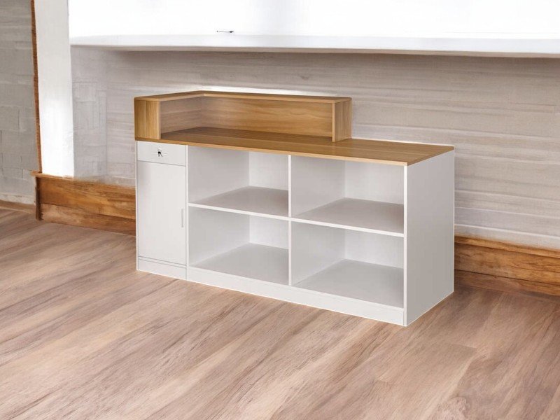Quầy lễ tân văn phòng tại quận 10 tinh tế chuyên nghiệp